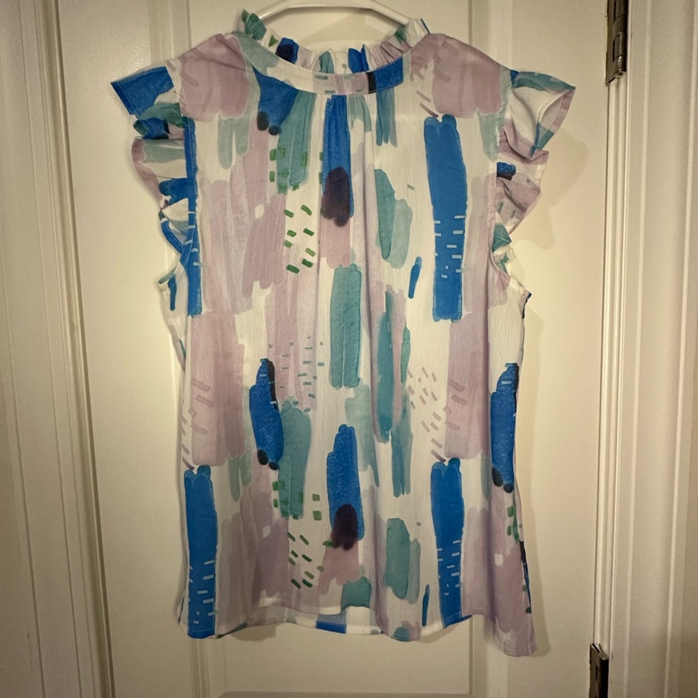 Abstract Print Ruffle Sleeve Top